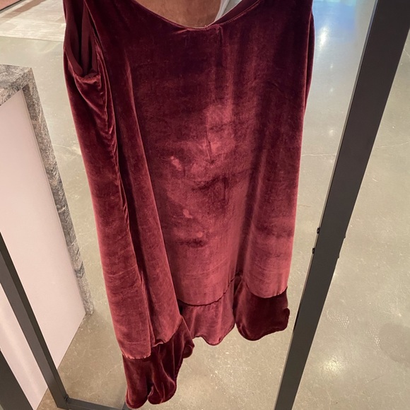 Dress - Picture 4 of 4